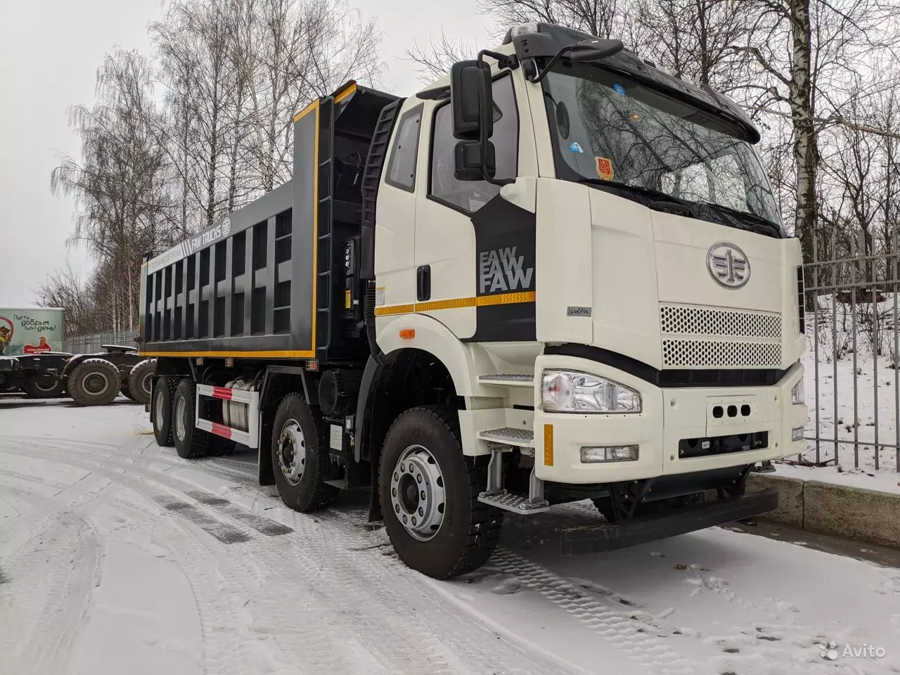 Купить Самосвал FAW 3310 8x4 2020г.в в лизинг для юридических лиц по цене 7  842 000 руб.. КамЛизинг - выгодные условия лизинга на Грузовая техника,  калькулятор лизинга и оформление в вашем городе Казань