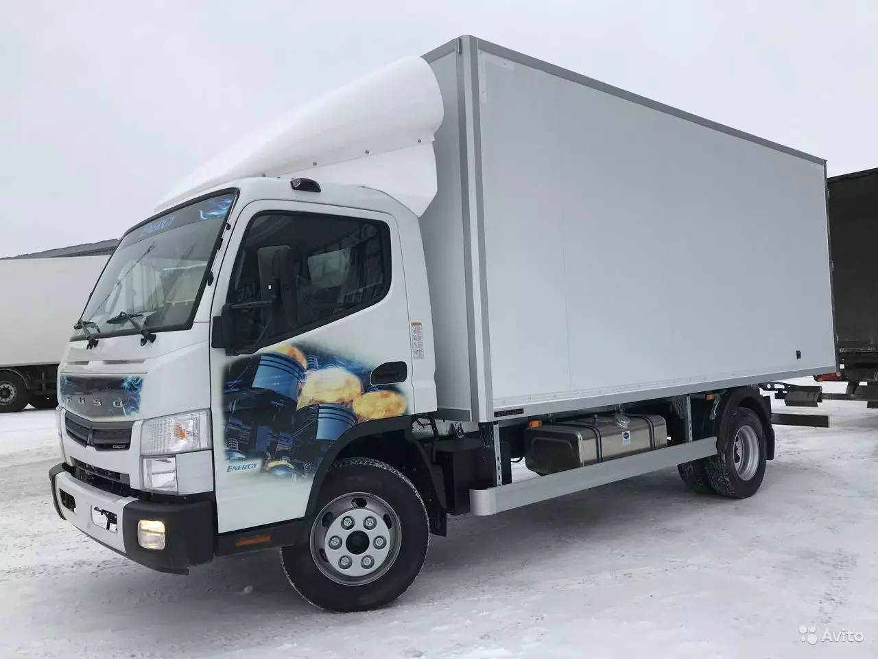 Купить Mitsubishi fuso Canter Изотермический сибевровэн в лизинг для  юридических лиц по цене 4 437 000 руб.. КамЛизинг - выгодные условия  лизинга на Грузовая техника, калькулятор лизинга и оформление в вашем  городе Кемерово