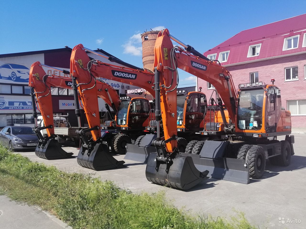 Купить Колёсный экскаватор Doosan DX160W в лизинг для юридических лиц по  цене 13 597 000 руб.. КамЛизинг - выгодные условия лизинга на Экскаваторы,  калькулятор лизинга и оформление в вашем городе Тазовский