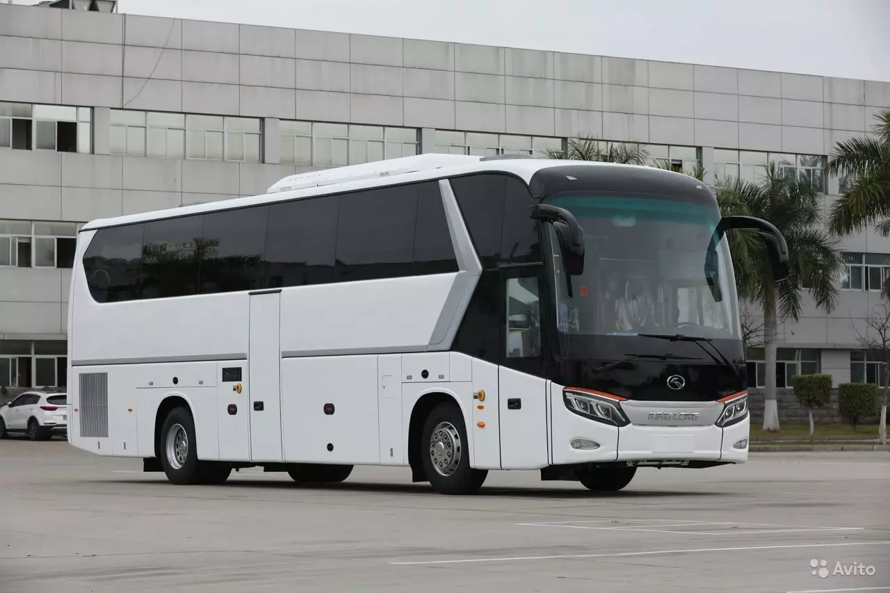 Купить Новый туристический автобус King Long XMQ6129Y в лизинг для  юридических лиц по цене 12 521 000 руб.. КамЛизинг - выгодные условия  лизинга на Автобусы, калькулятор лизинга и оформление в вашем городе Москва